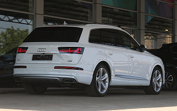 Audi Q7, 2016