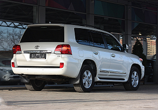 Toyota Land Cruiser 200, 2013