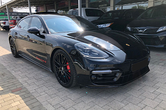 Porsche Panamera Turbo S, 2021