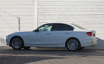 BMW  320d, 2013