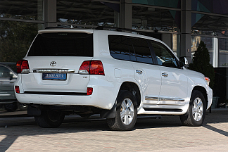 Toyota Land Cruiser 200, 2014