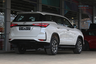 Toyota Fortuner, 2021