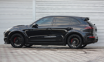 Porsche Cayenne GTS, 2015