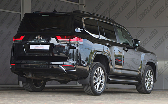 TOYOTA LAND CRUISER 300, 2021